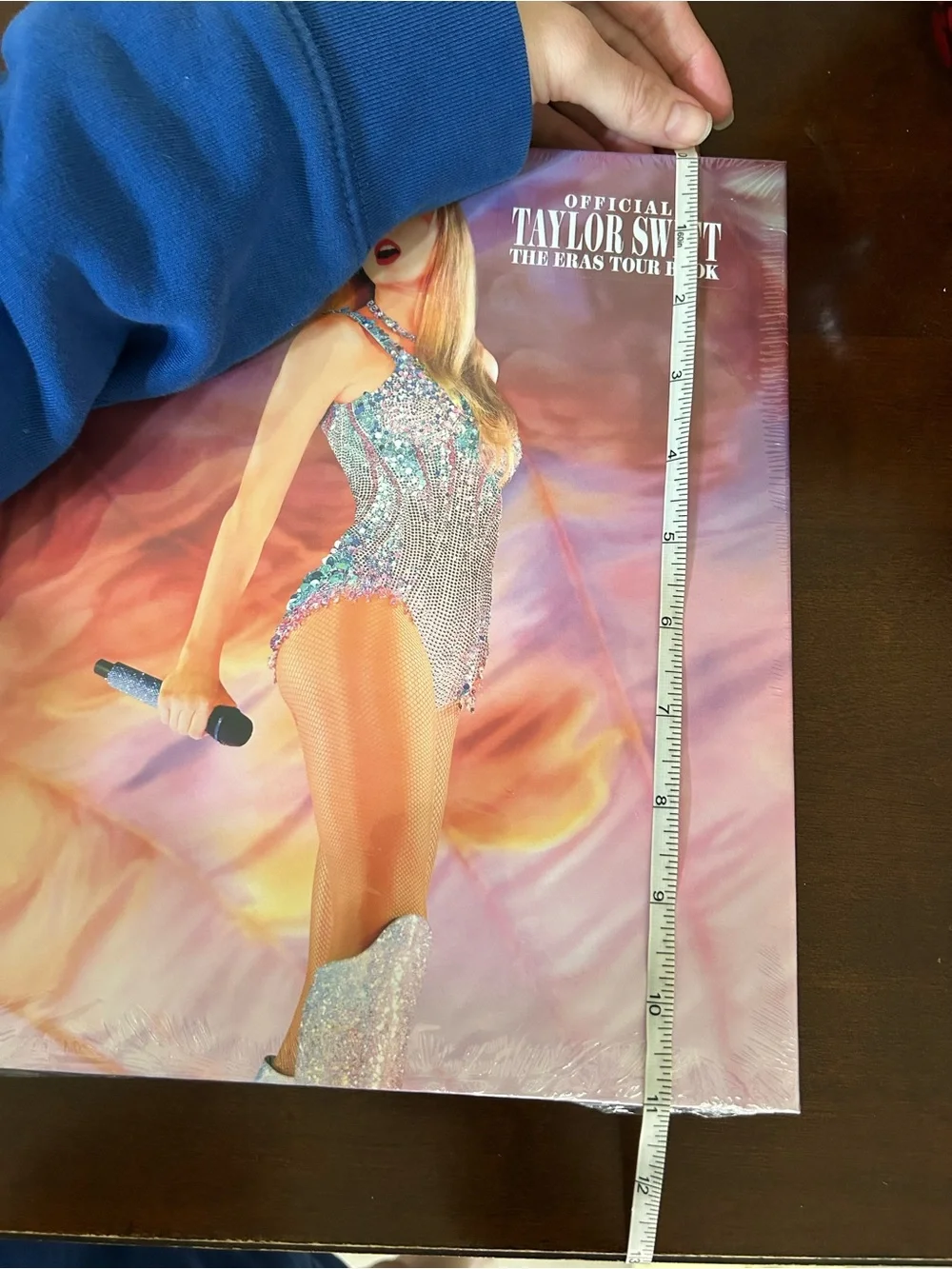 Official Taylor Swift The Eras Tour Book